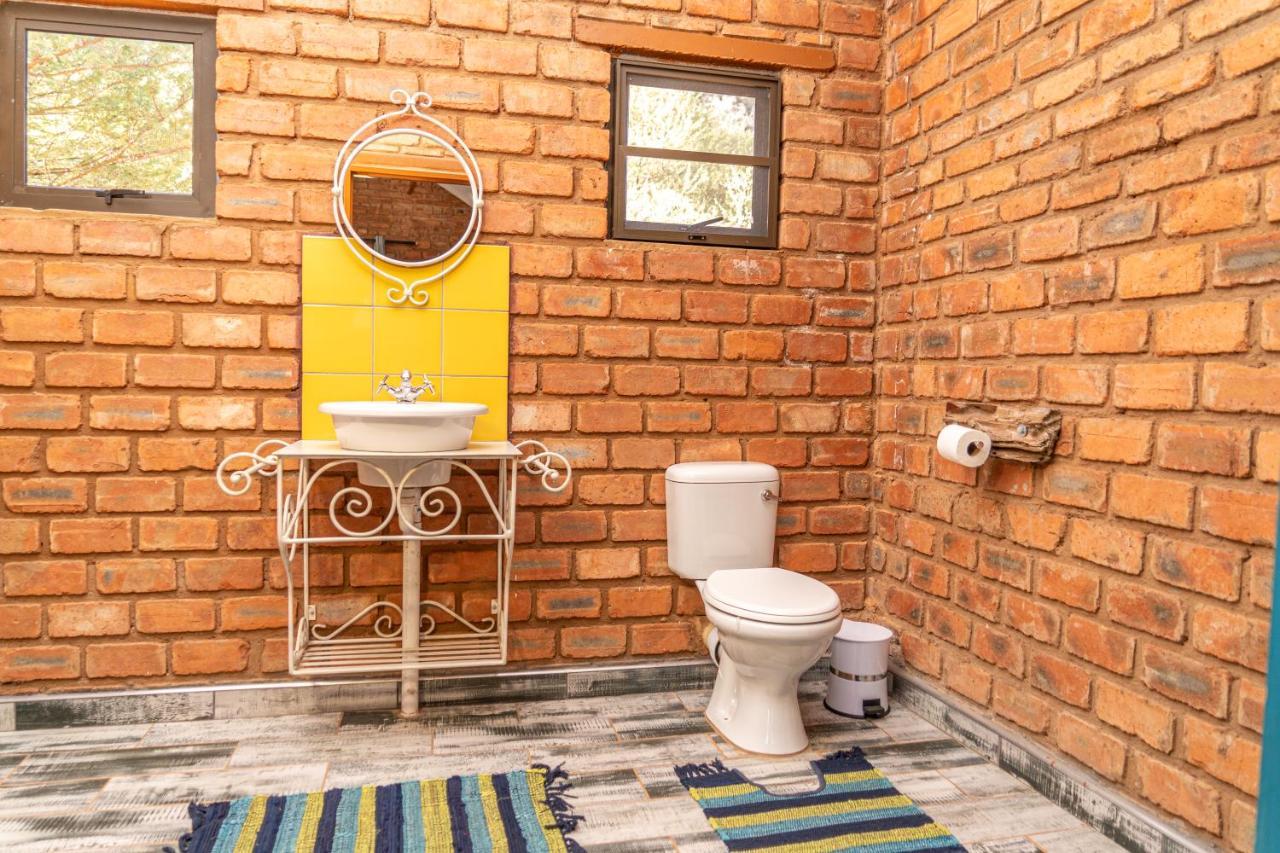 Otavi Vineyards Self-Catering & Camping エクステリア 写真